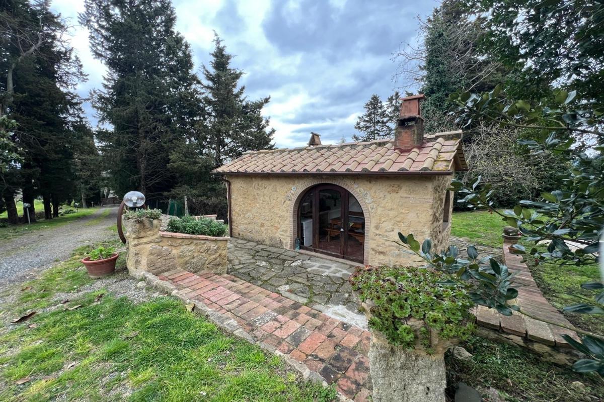 Podere Mona Pomarance Exterior foto